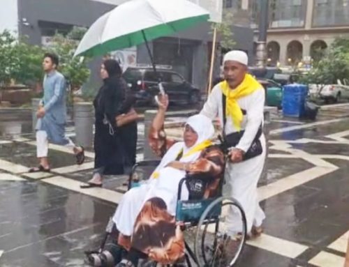 Hujan Deras Tak Halangi Jemaah Haji Indonesia Ibadah Arbain di Masjid Nabawi