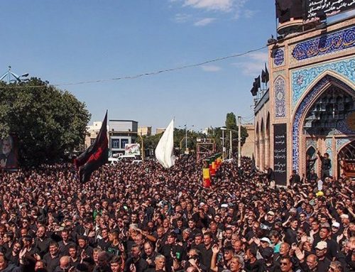 Ribuan Kaum Syiah Iran Lakukan Ritual Berkabung